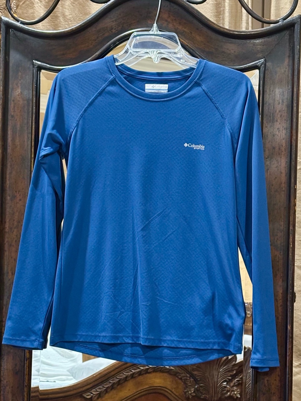 Women’s Columbia Blue Long-Sleeve Performance Top